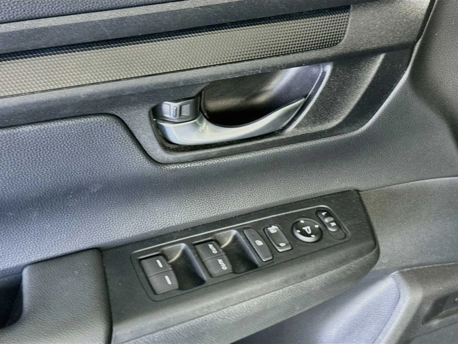Honda CR-V photo 18