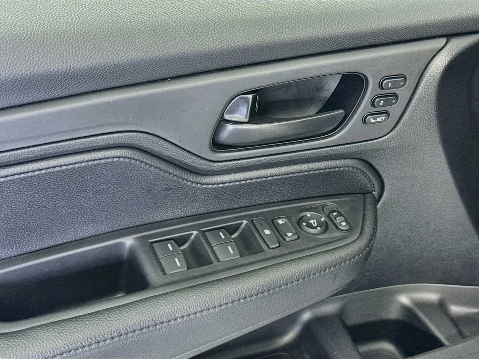 Honda Odyssey photo 18