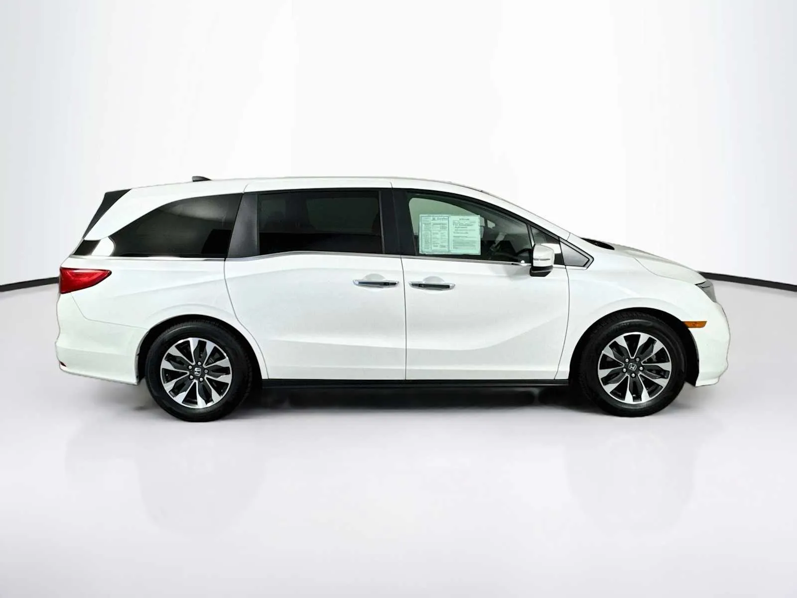 Honda Odyssey photo 8