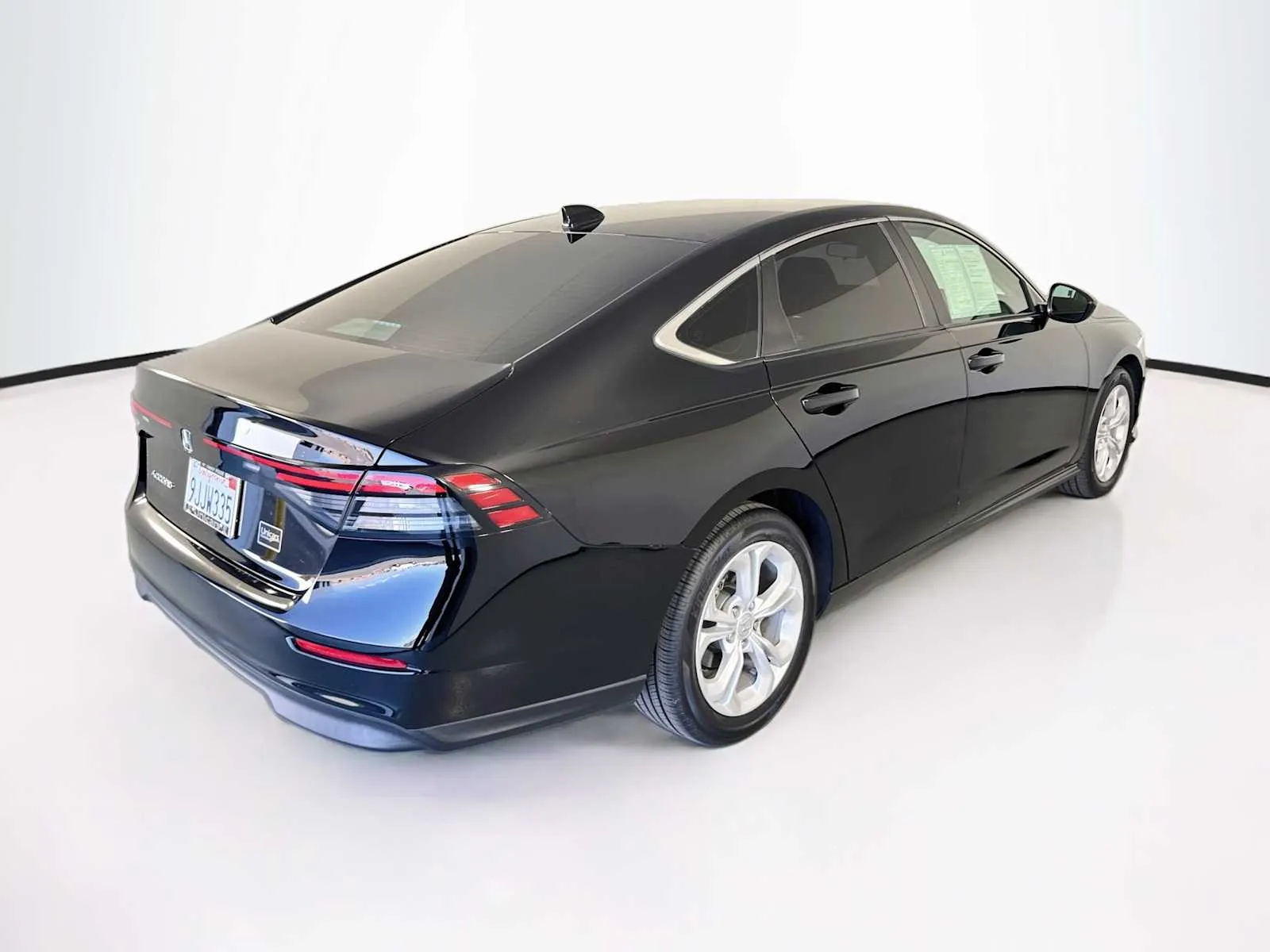 Honda Accord photo 7