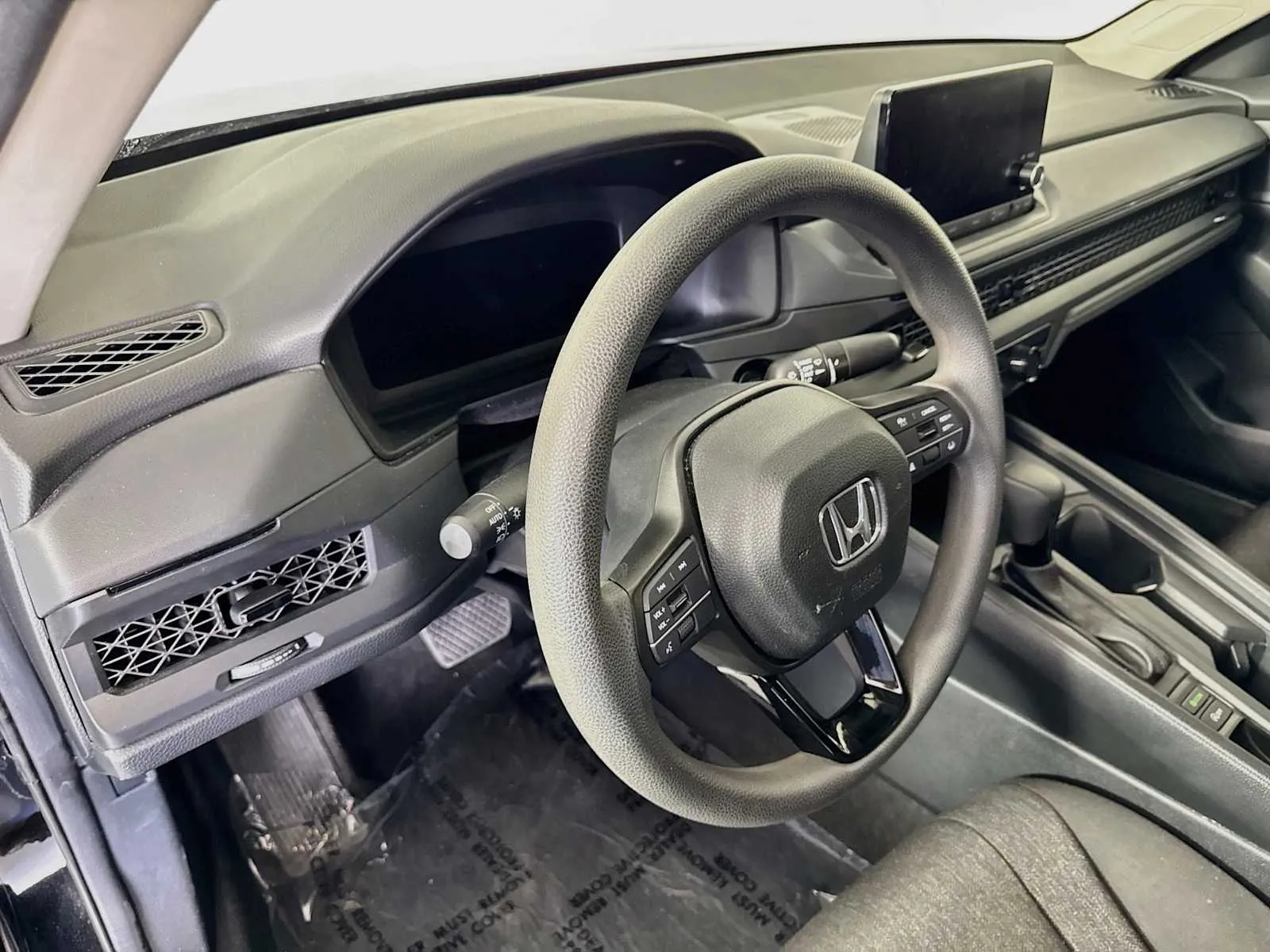 Honda Accord photo 9