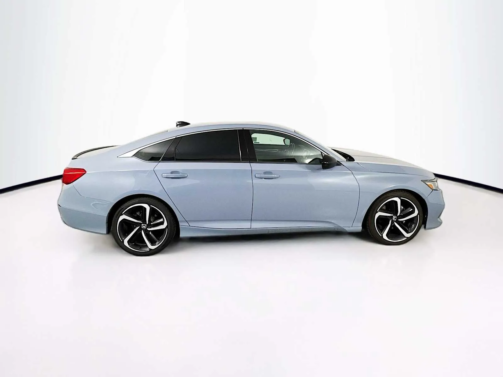 Honda Accord photo 7