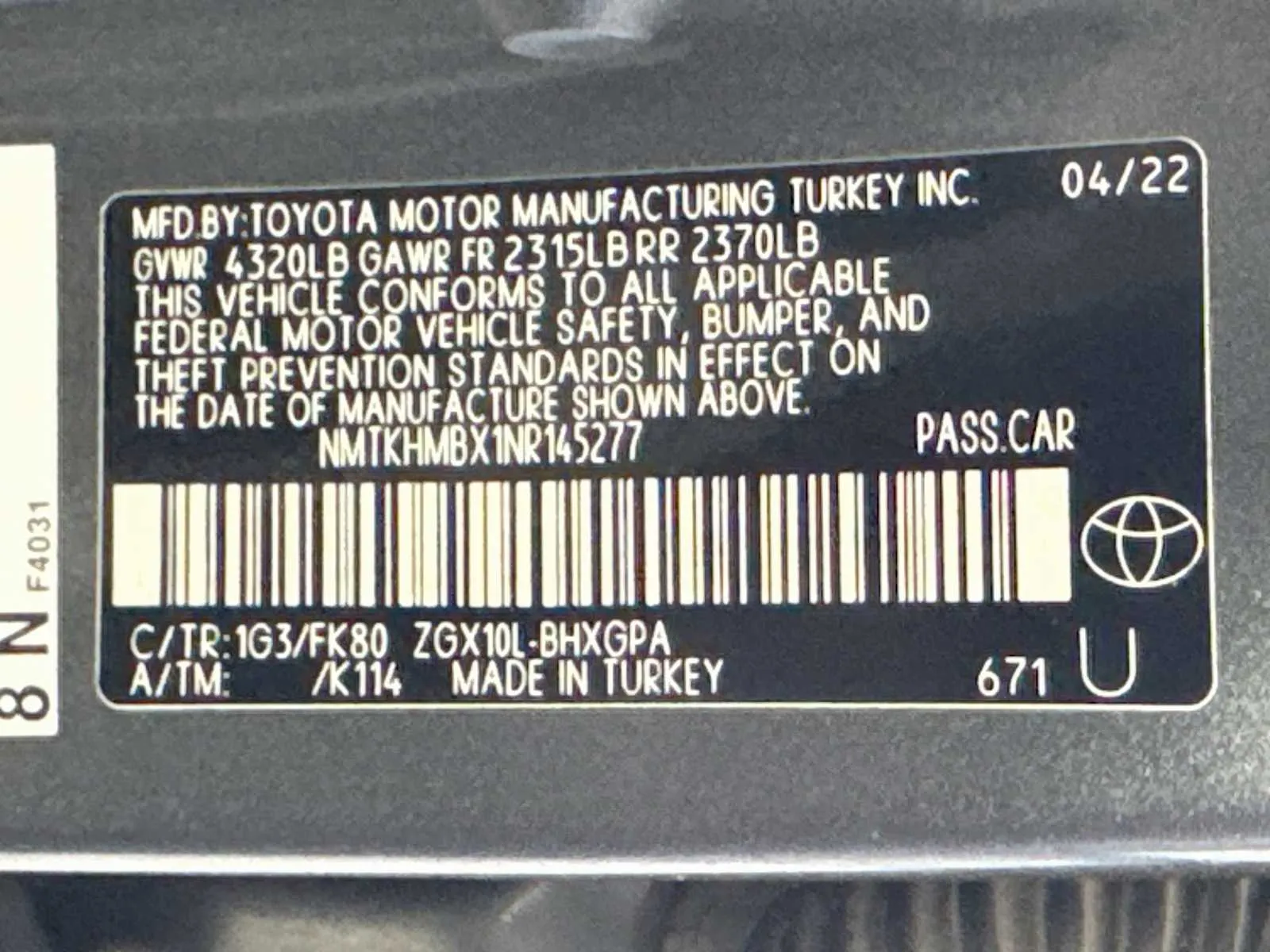 Toyota C-HR photo 32