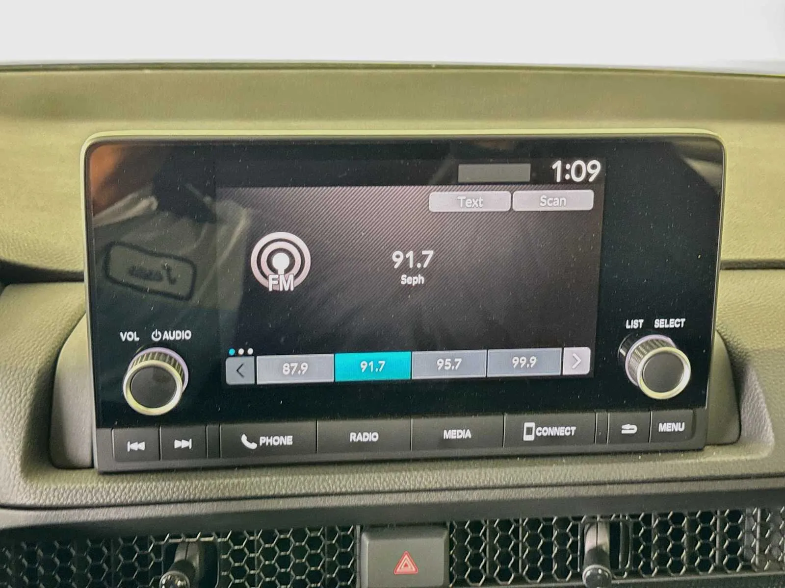 Honda CR-V photo 15