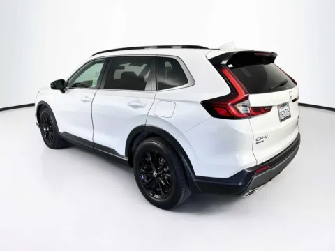 More photos of 2023 Honda CR-V Hybrid Sport at Unicars Honda, CA