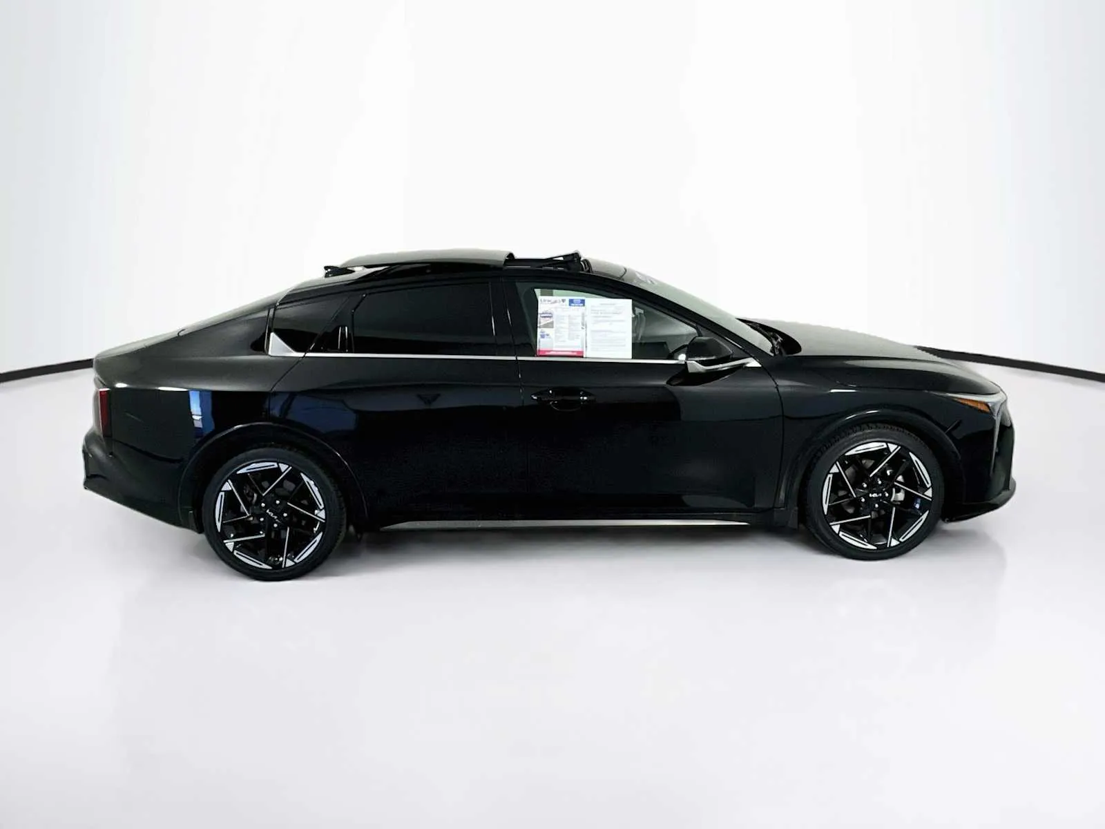 Kia K4 photo 8