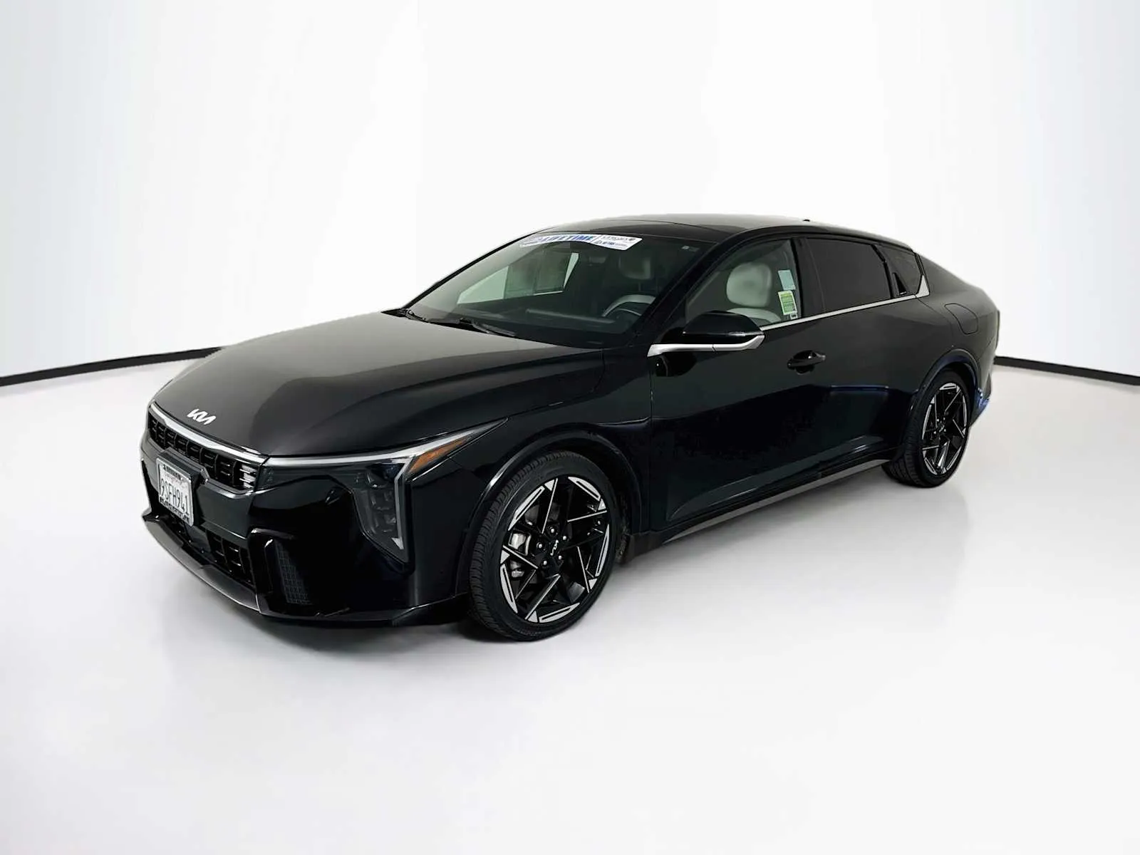 Kia K4 photo 3