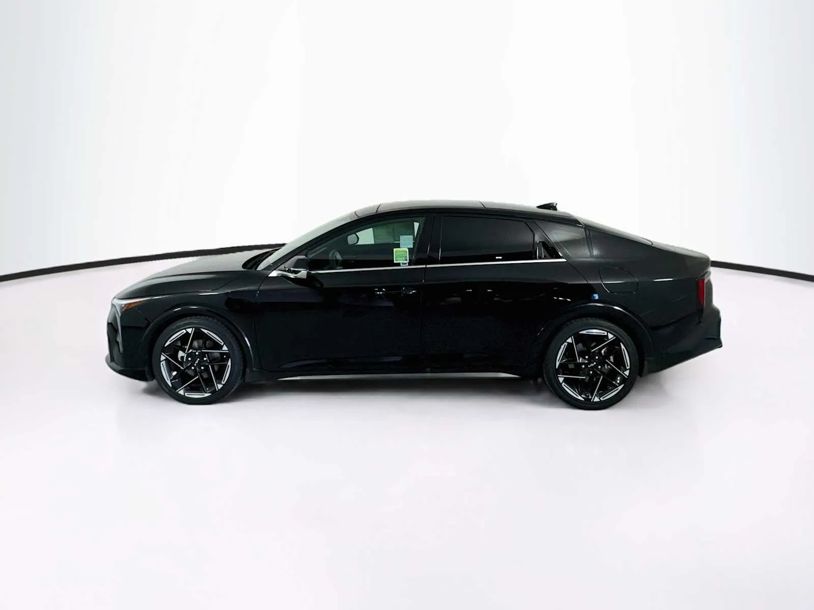 Kia K4 photo 4