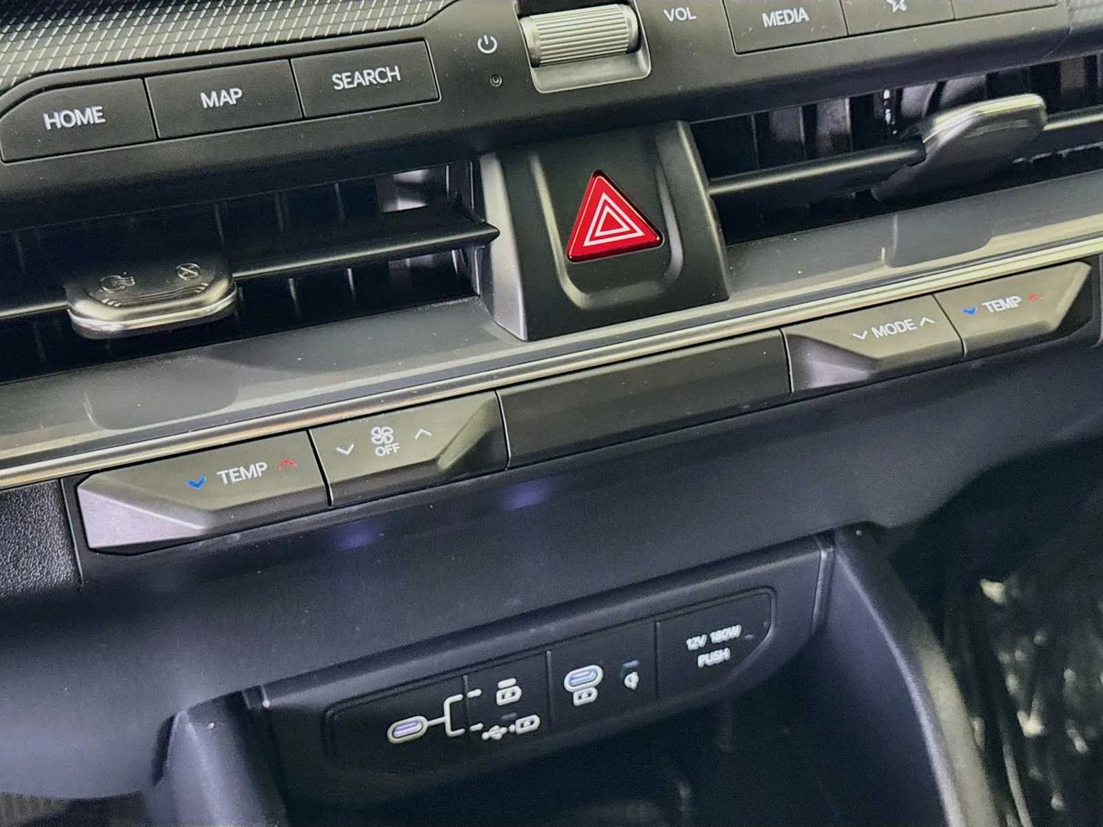 Kia K4 photo 16