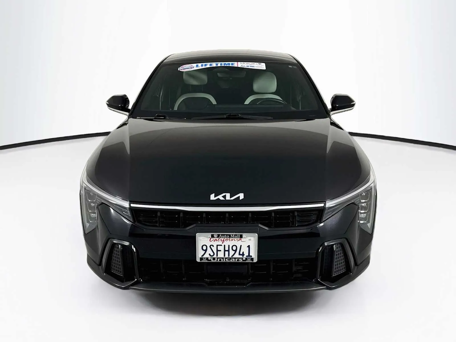 Kia K4 photo 2