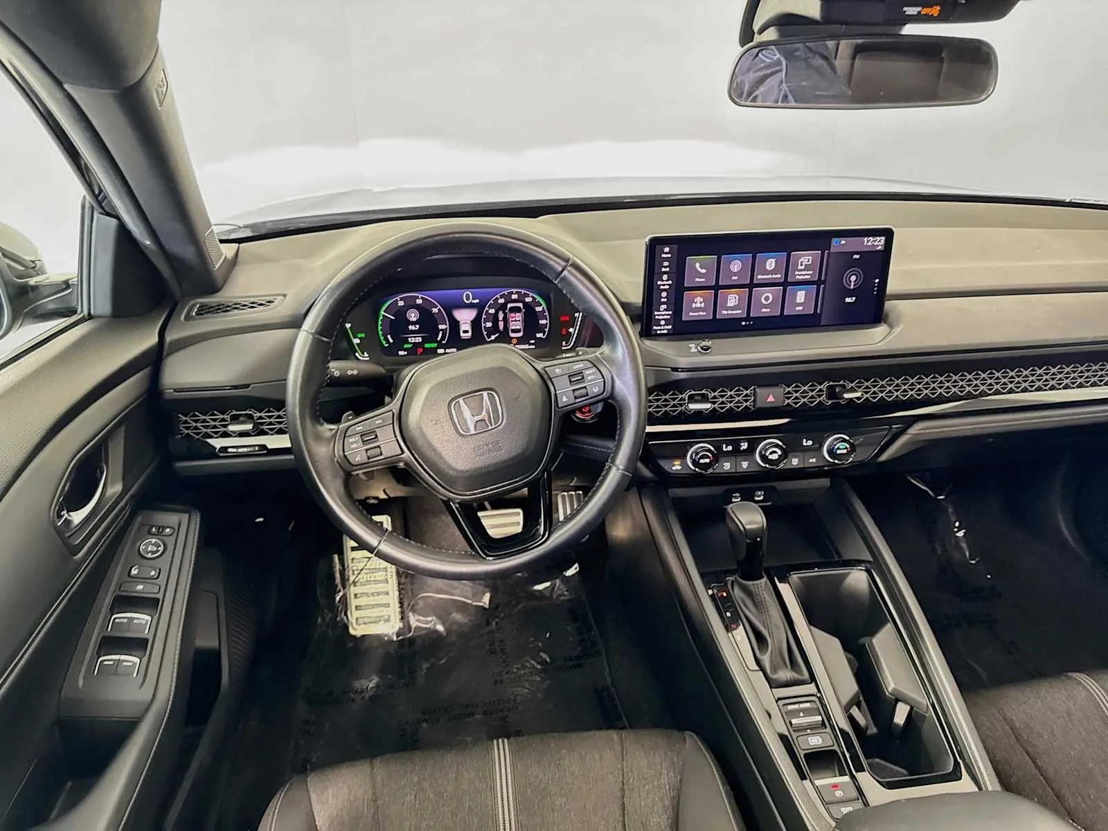 Honda Accord photo 21