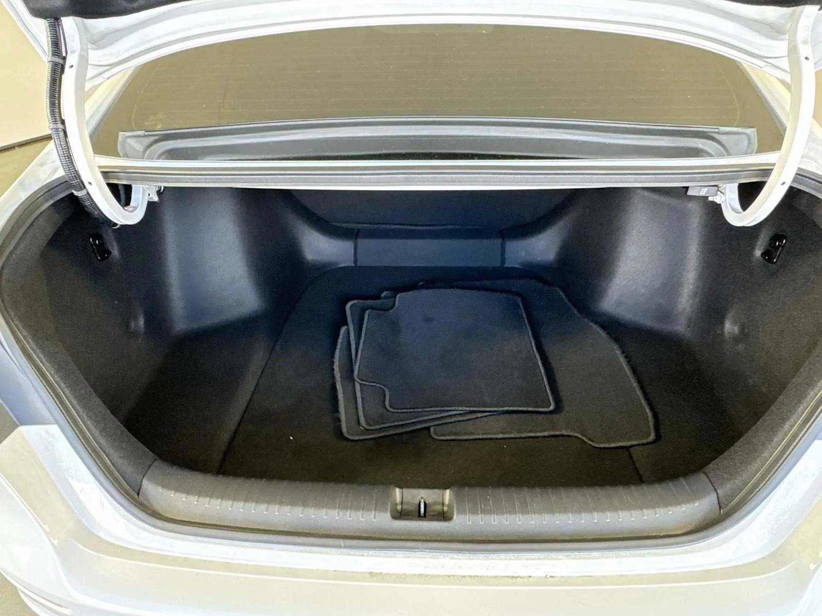 Honda Accord photo 26