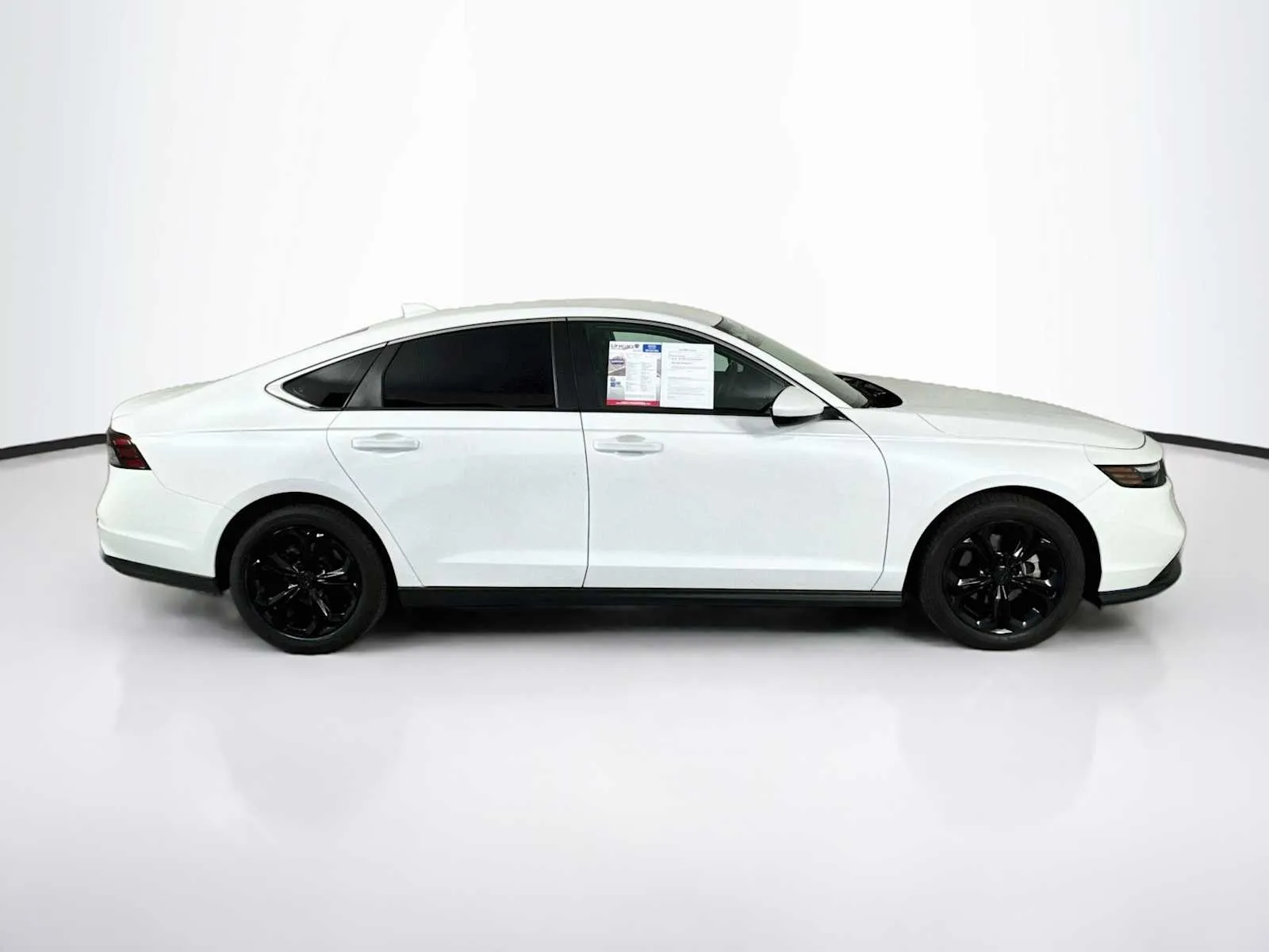 Honda Accord photo 8