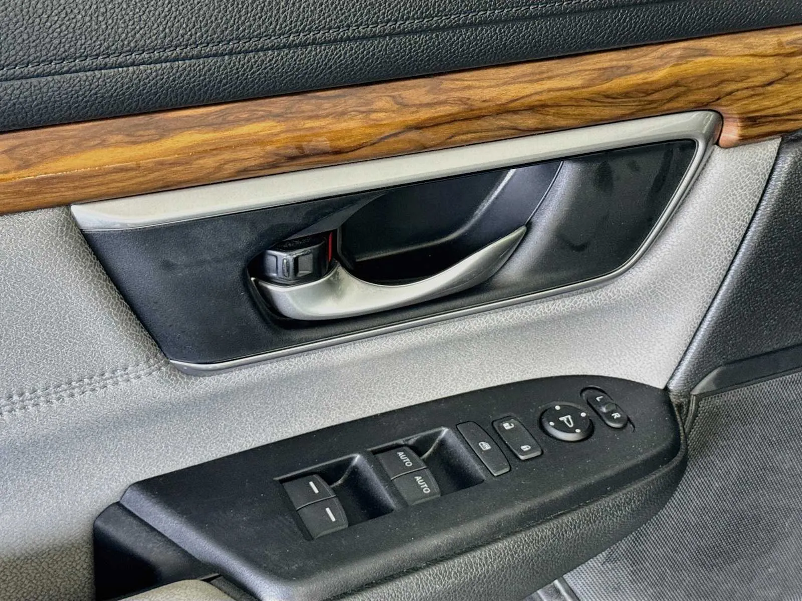Honda CR-V photo 18