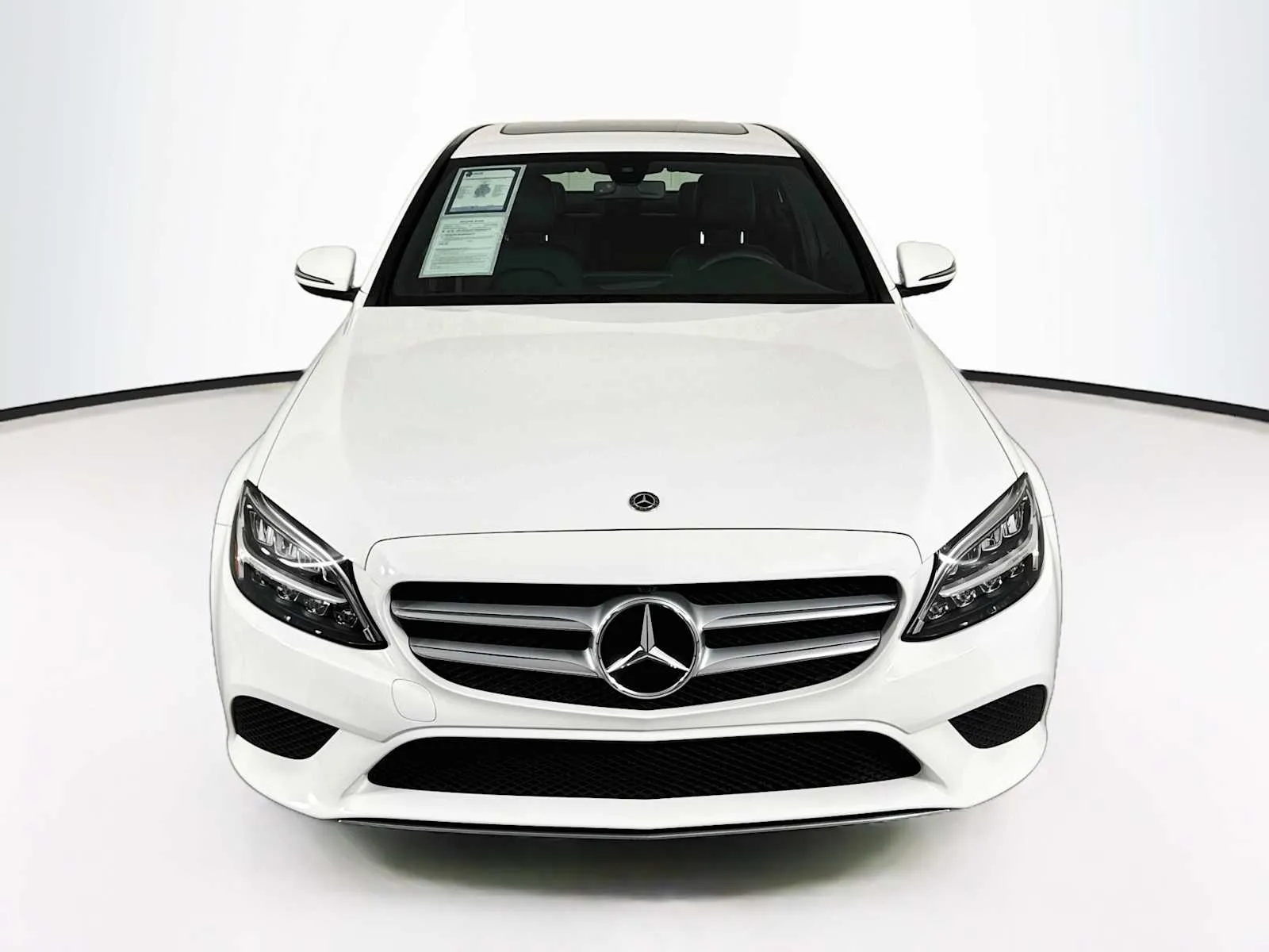 Mercedes-Benz C300 photo 2
