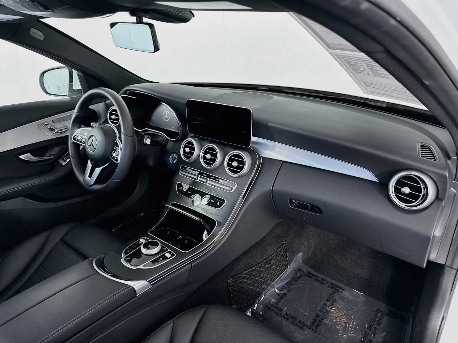 Mercedes-Benz C300 photo 24