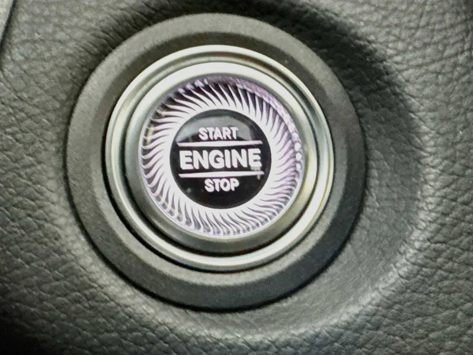Mercedes-Benz C300 photo 13