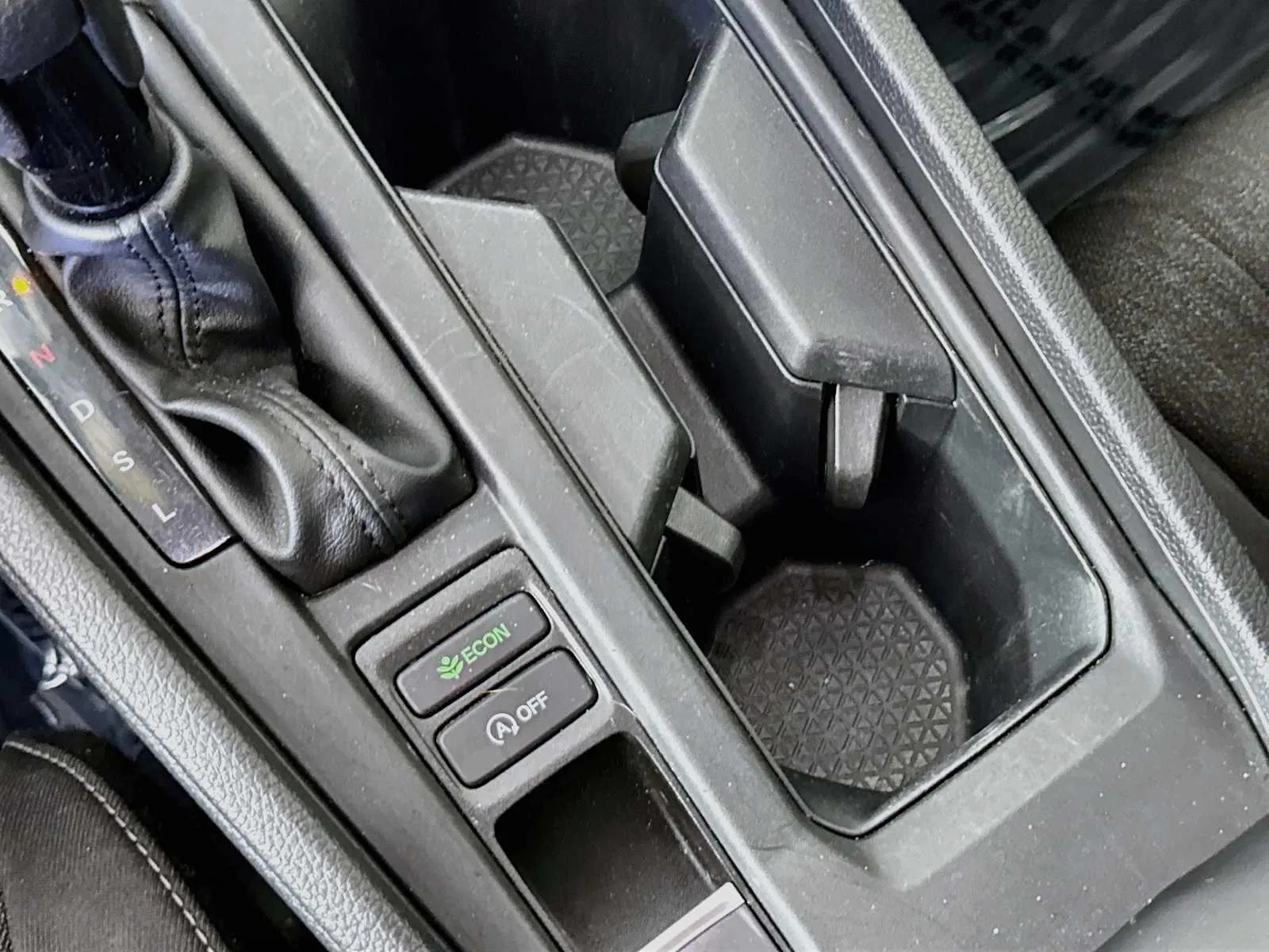 Honda Accord photo 16
