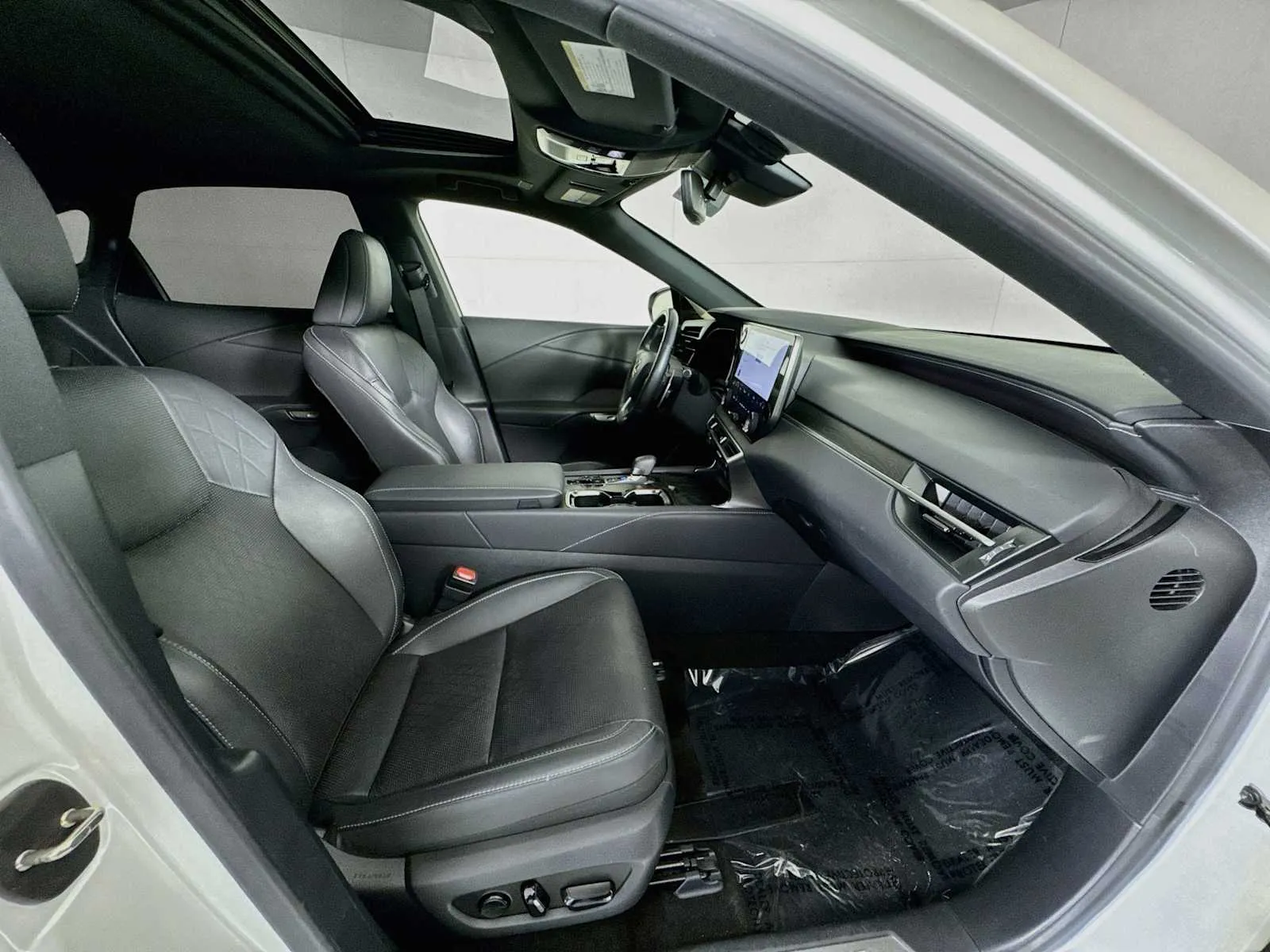 Lexus RX photo 31
