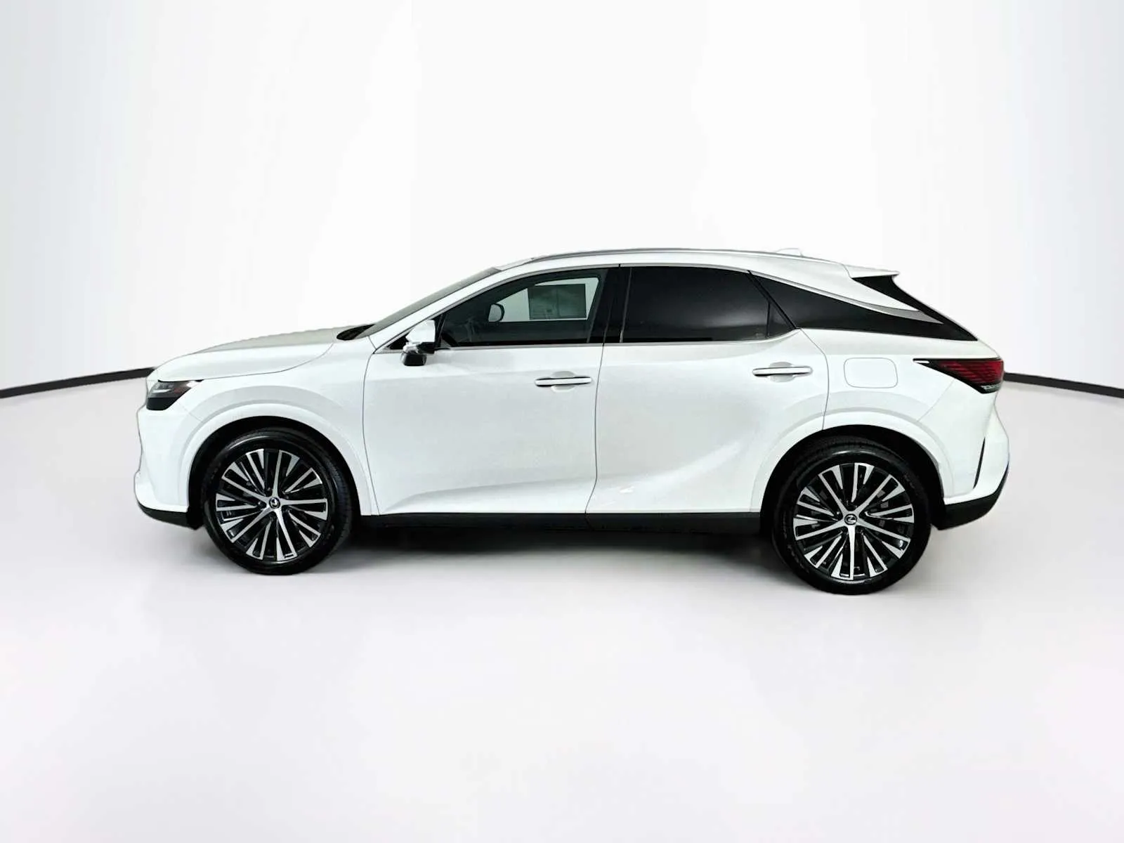 Lexus RX photo 4