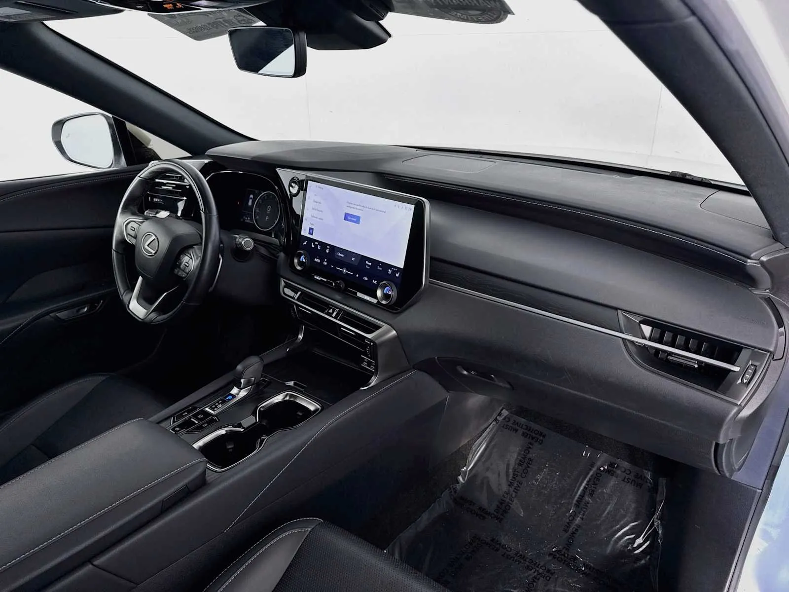 Lexus RX photo 24
