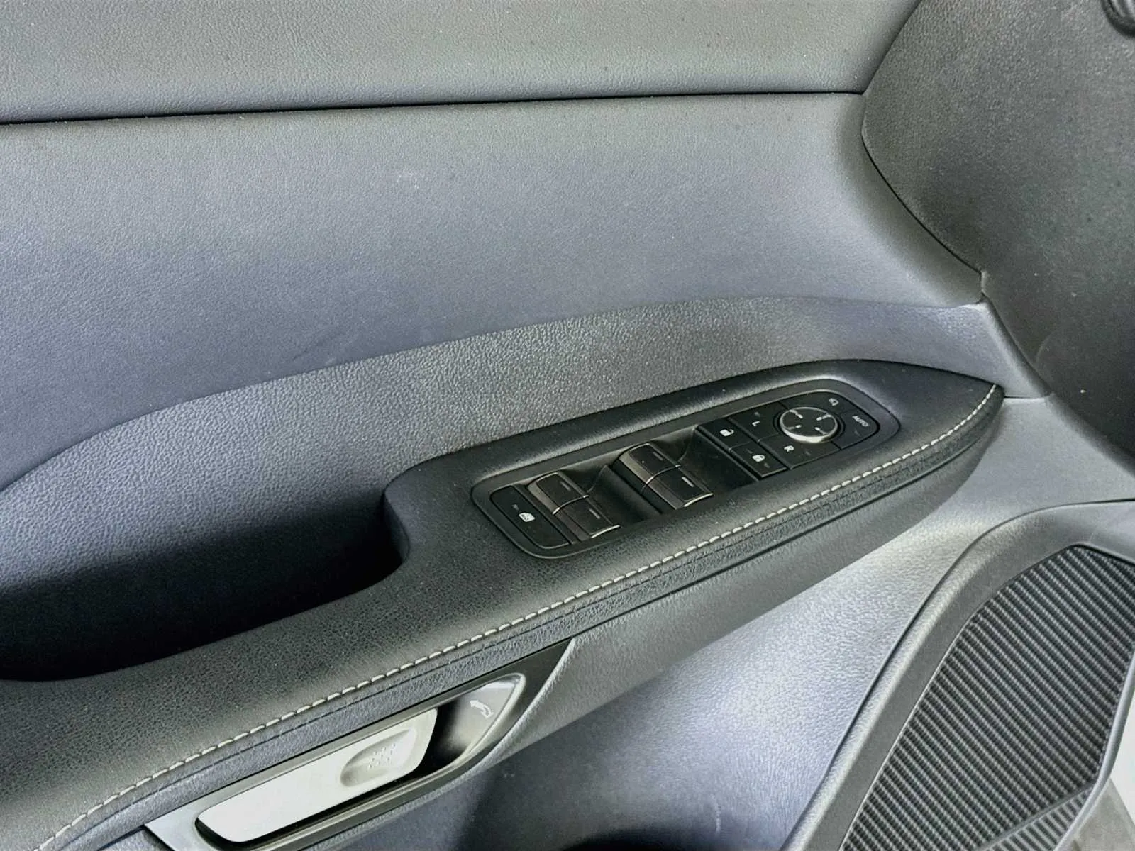 Lexus RX photo 18