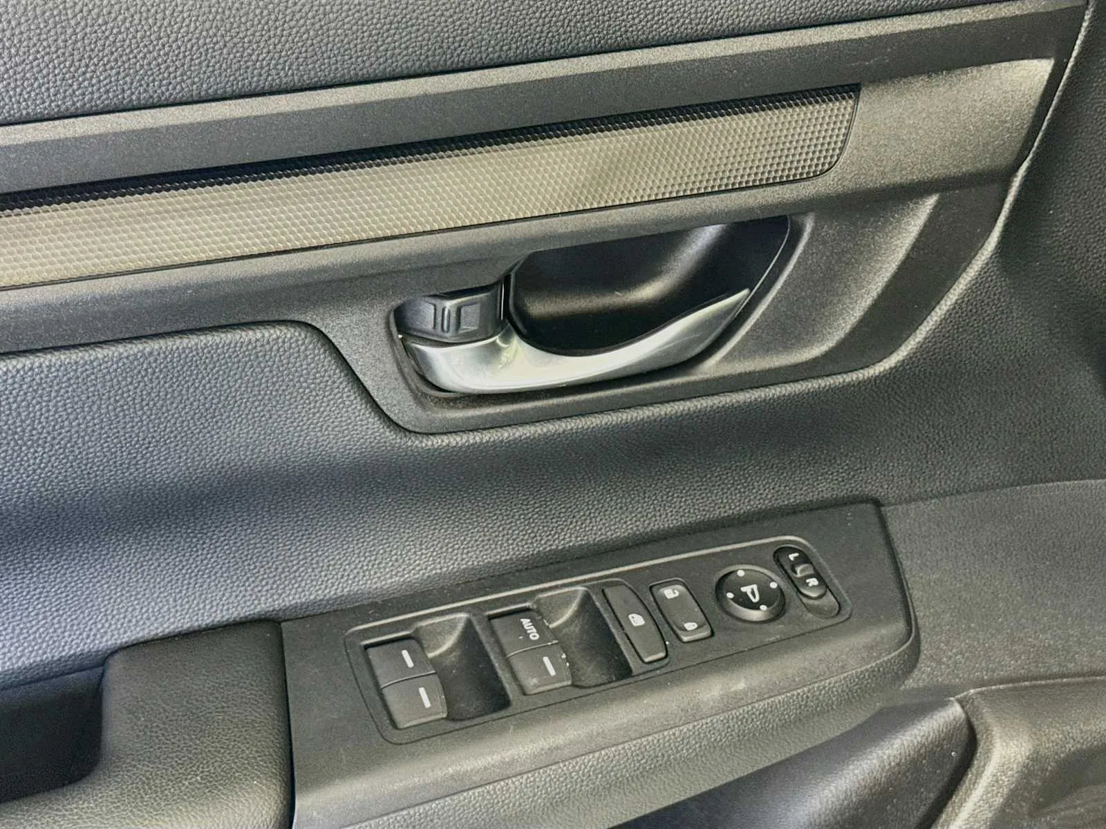 Honda CR-V photo 18