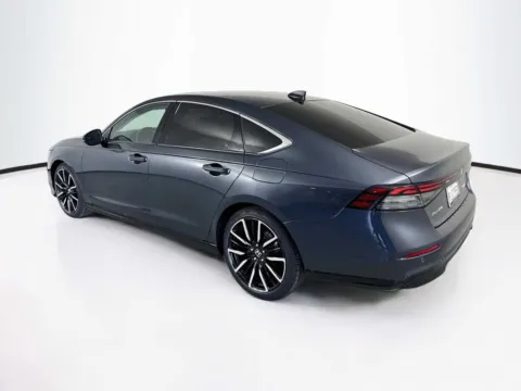 More photos of 2023 Honda Accord Hybrid Touring at Unicars Honda, CA