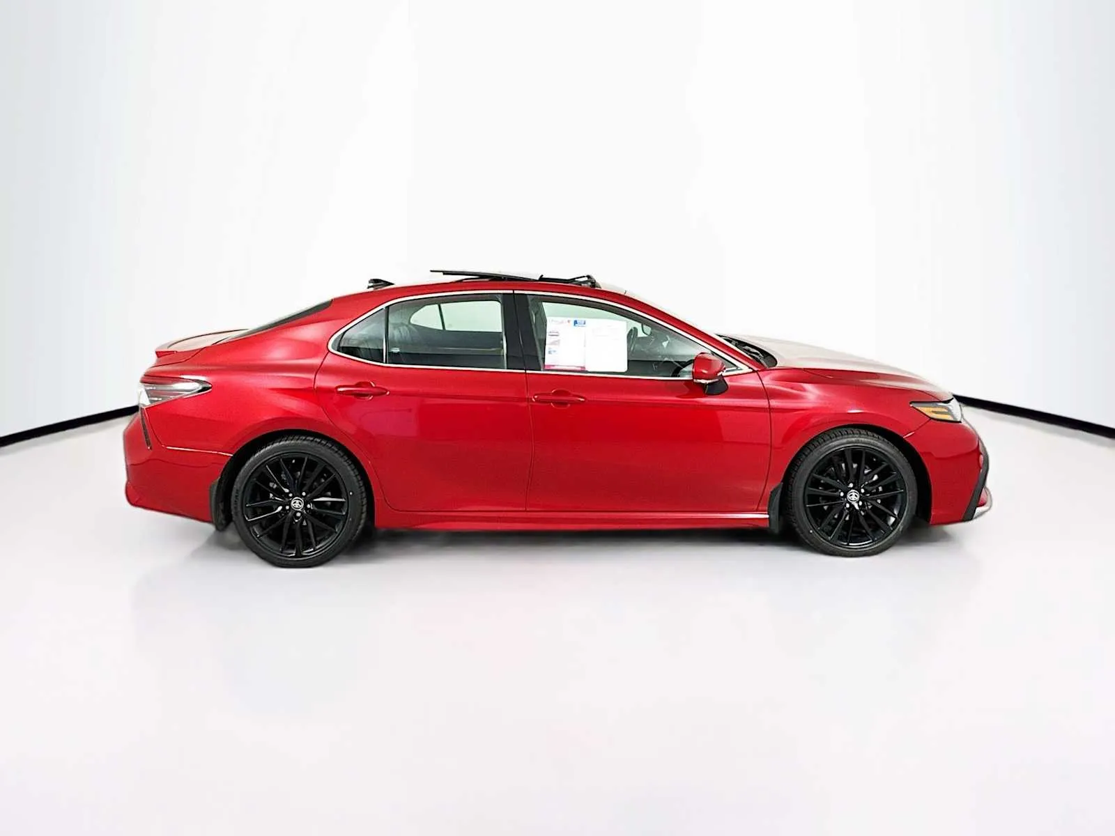 Toyota Camry photo 8