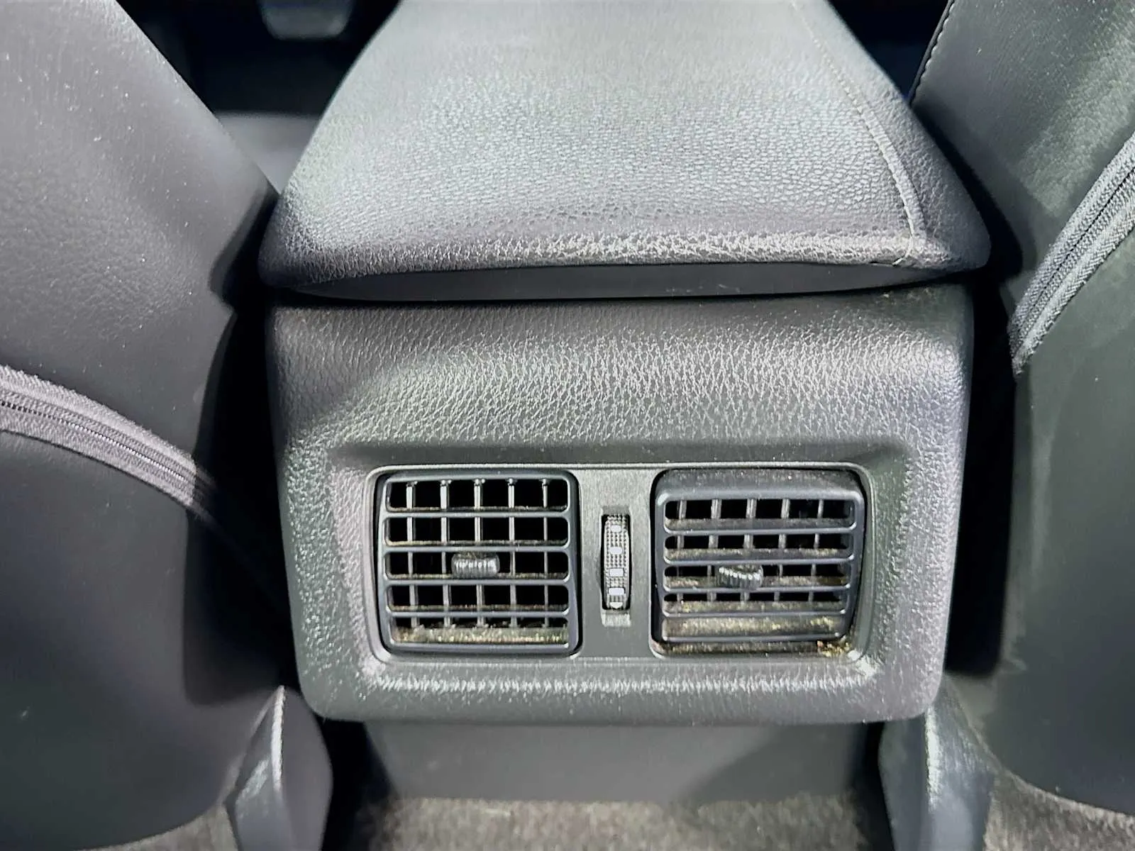 Toyota Camry photo 26