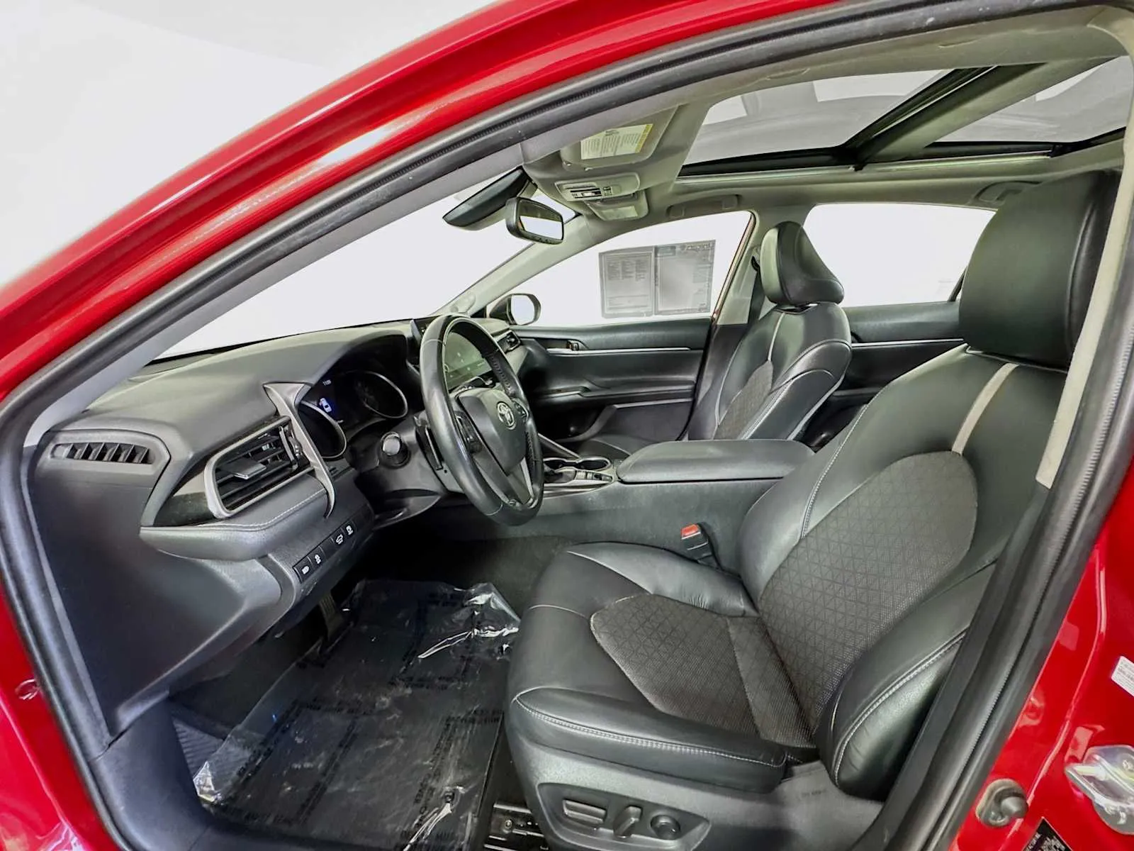 Toyota Camry photo 21