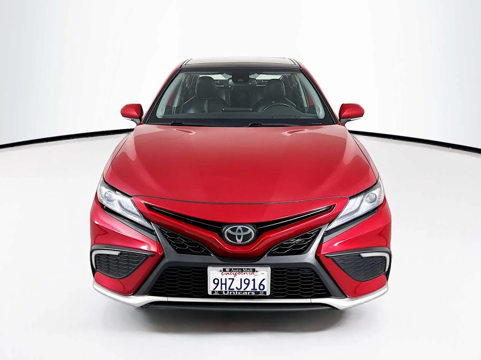 Toyota Camry photo 2