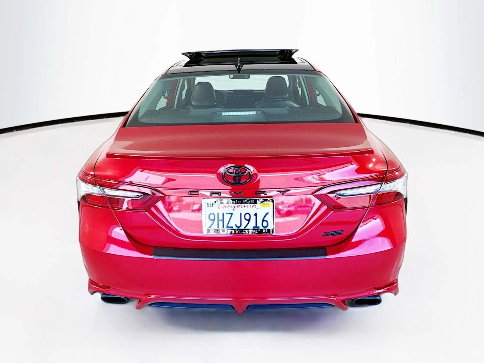 Toyota Camry photo 6