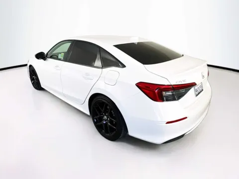 More photos of 2024 Honda Civic Sport at Unicars Honda, CA