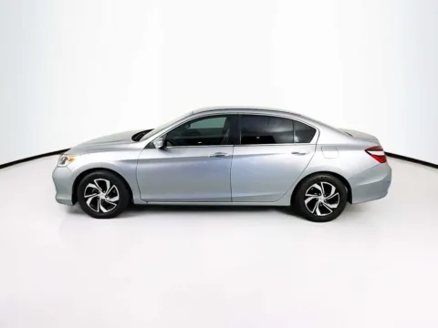 More photos of 2017 Honda Accord LX at Unicars Honda, CA