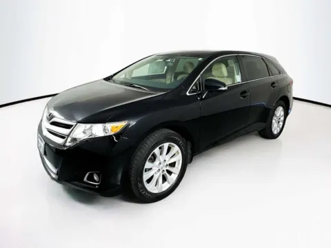 Another view of 2015 Toyota Venza LE for sale in Indio, CA at Unicars Honda