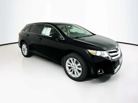 Black 2015 Toyota Venza LE for sale in Indio, CA