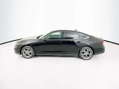 More photos of 2023 Honda Accord EX at Unicars Honda, CA