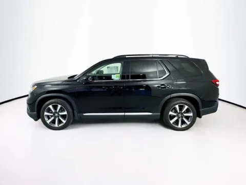 More photos of 2023 Honda Pilot Elite at Unicars Honda, CA