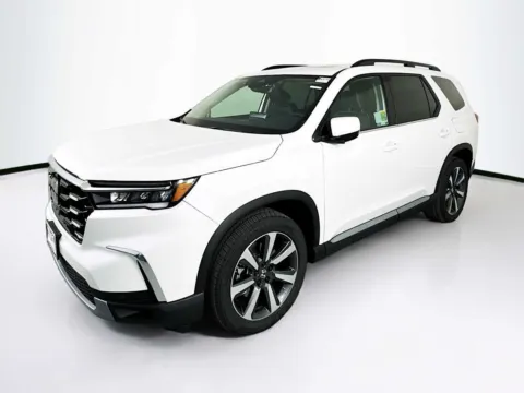 Another view of 2025 Honda Pilot Elite for sale in Indio, CA at Unicars Honda