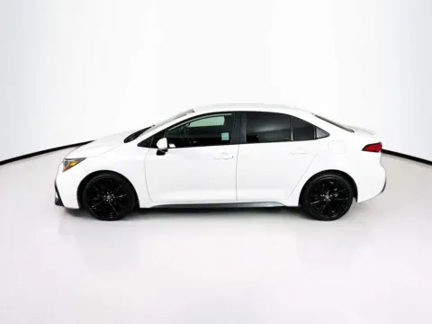 More photos of 2021 Toyota Corolla SE at Unicars Honda, CA
