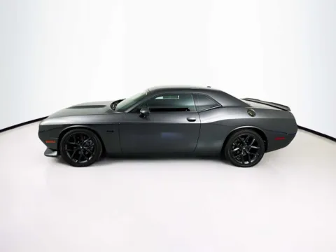 More photos of 2023 Dodge Challenger R/T at Unicars Honda, CA