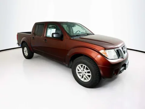 Orange 2016 Nissan Frontier SV for sale in Indio, CA