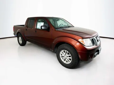 Orange 2016 Nissan Frontier SV for sale in Indio, CA