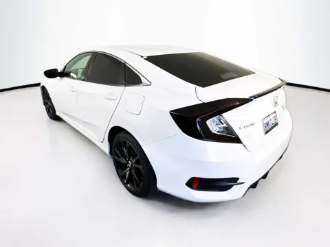More photos of 2019 Honda Civic Sport at Unicars Honda, CA