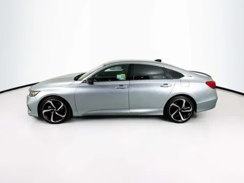 More photos of 2022 Honda Accord Sport SE at Unicars Honda, CA