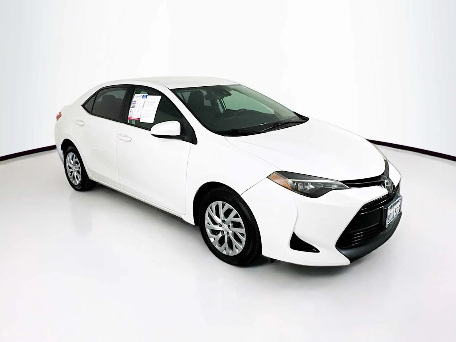 White 2018 Toyota Corolla LE for sale in Indio, CA