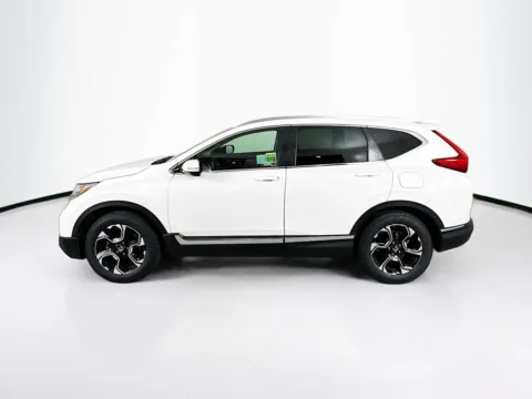 More photos of 2018 Honda CR-V Touring at Unicars Honda, CA