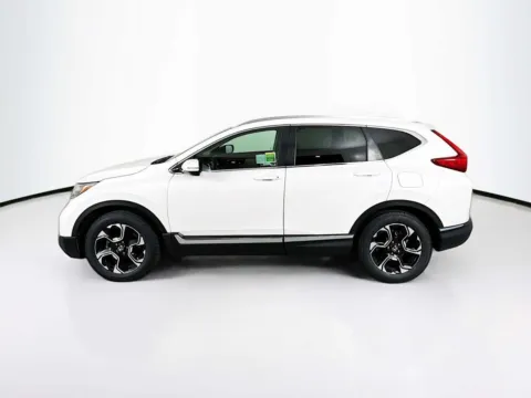 More photos of 2018 Honda CR-V Touring at Unicars Honda, CA