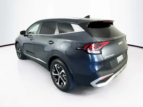More photos of 2023 Kia Sportage Hybrid EX at Unicars Honda, CA
